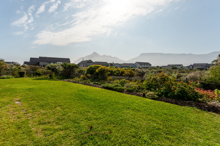3 Bedroom Property for Sale in Lake Michelle Western Cape